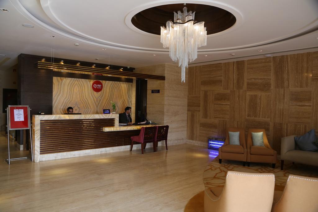 Oyo Premium Panchkula Sector 5 Exterior foto
